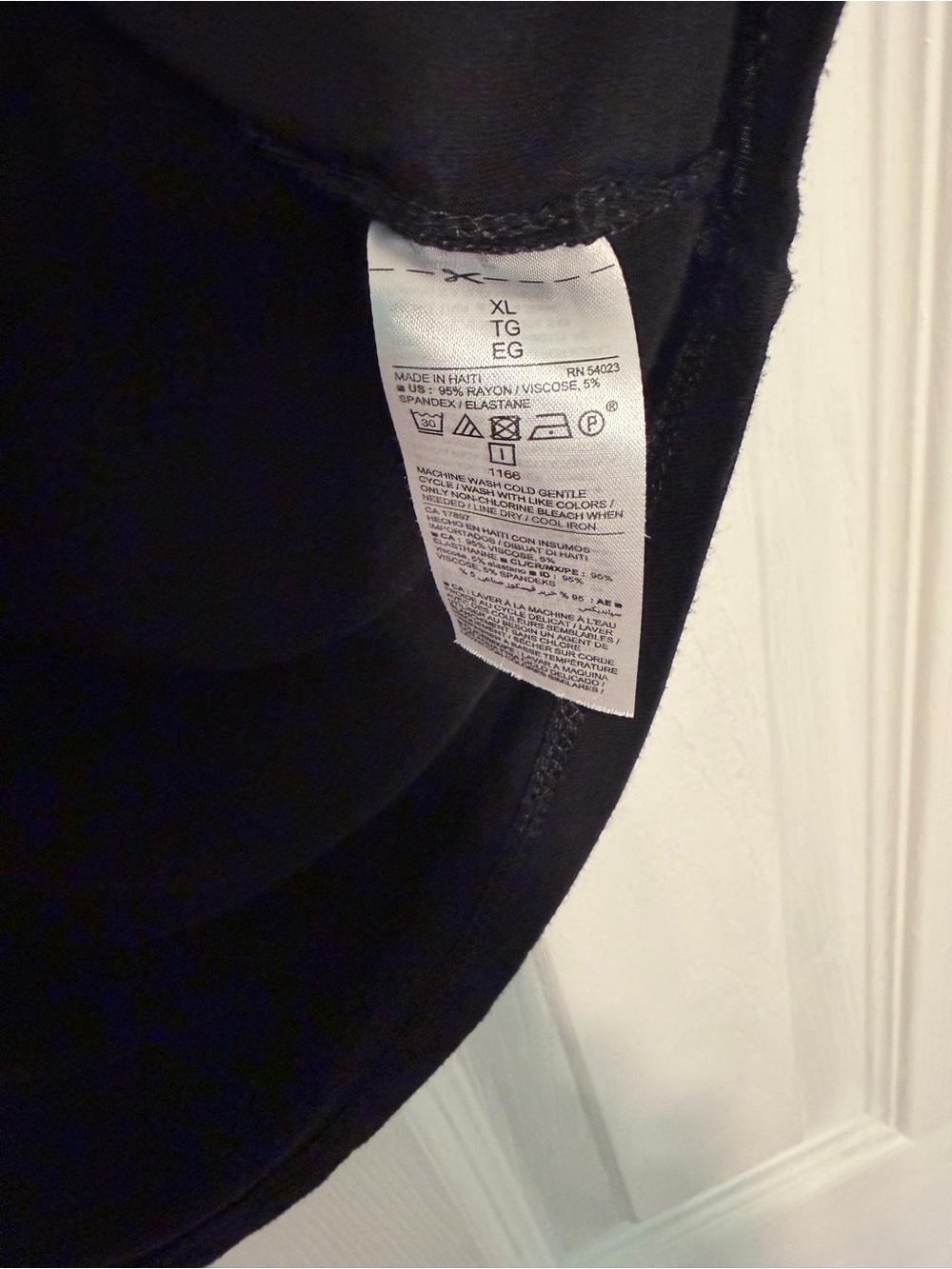 Black Luxe Top - Old Navy - XL - Picture 4 of 4
